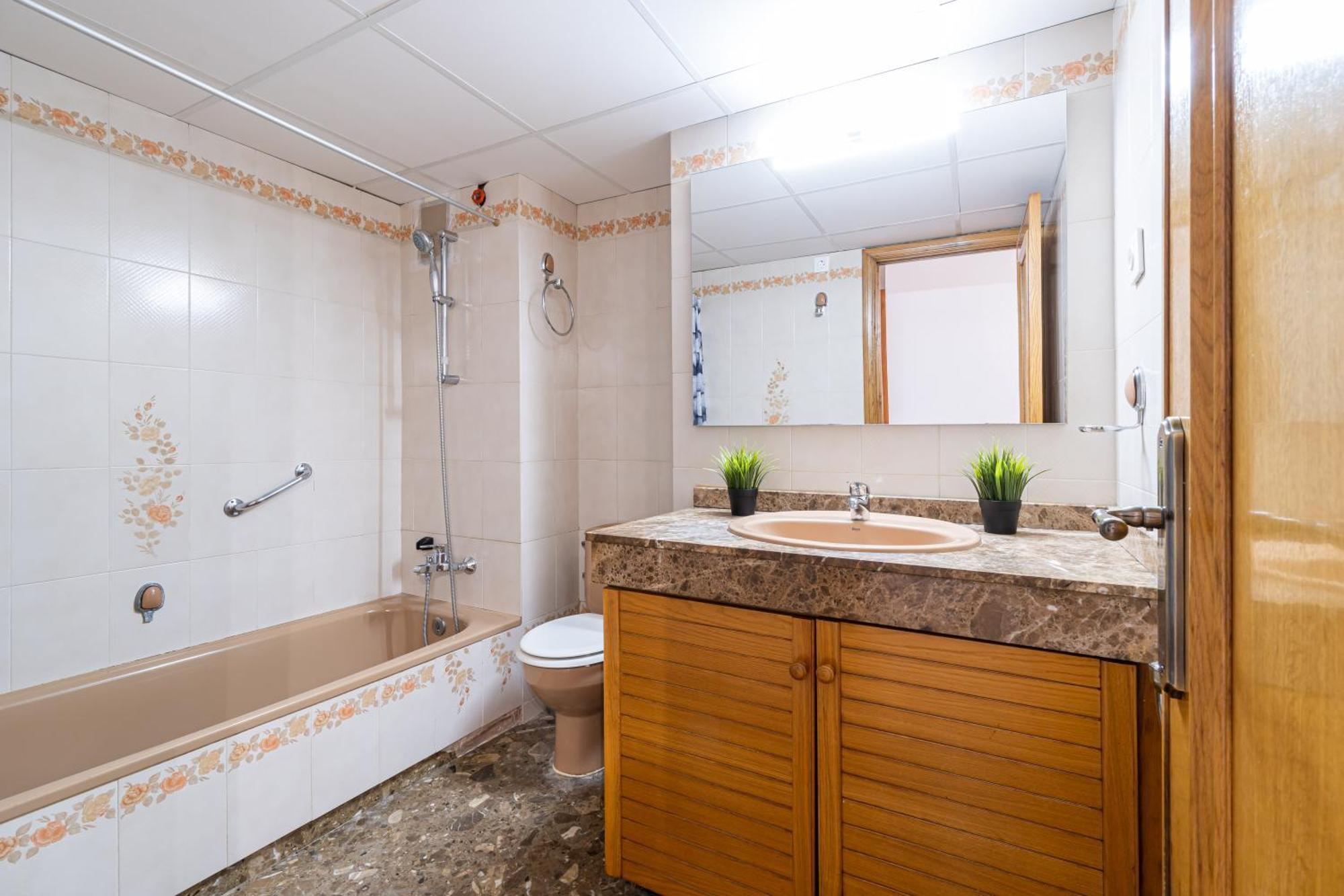 Turistmar - Amplio Apartamento En Salou Con Piscina, A 2 Minutos De La Playa Exterior photo